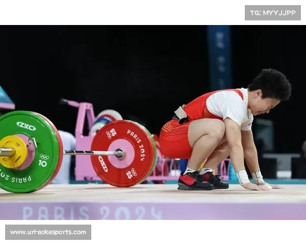 中国举重队年轻选手在世界大赛中锤炼技艺 收获自信与未来潜力 中国举重队年轻选手在世界大赛中锤炼技艺 收获自信与未来潜力